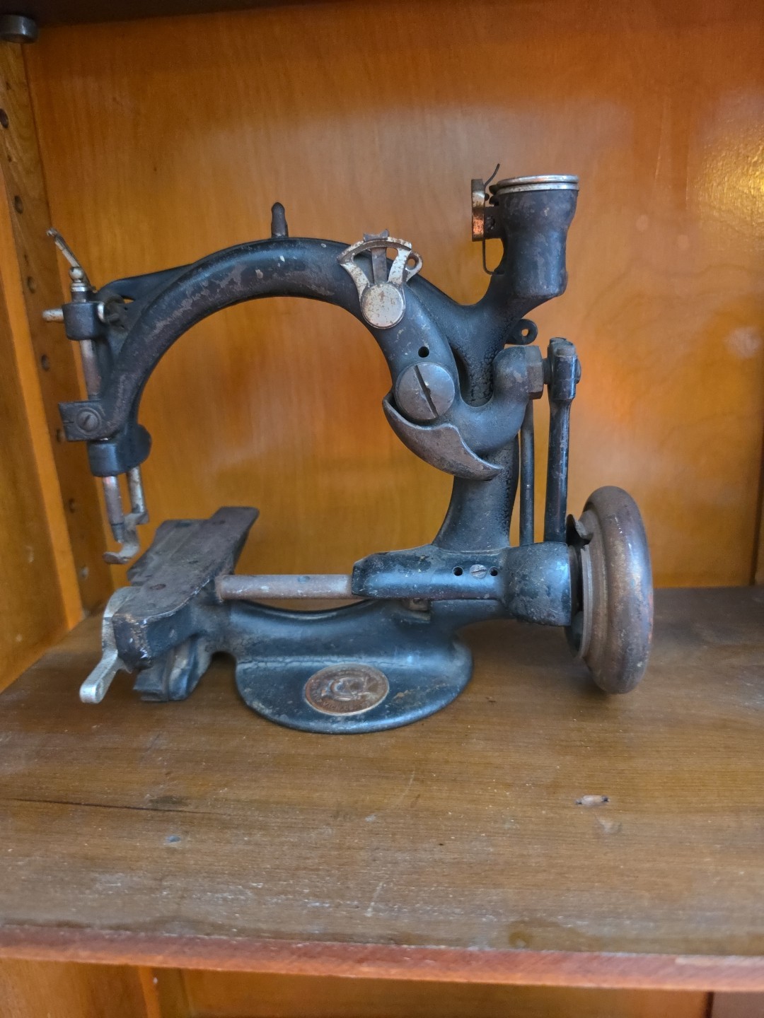 Antique Wilcox and Gibbs Sewing Machine, Parts Repair Or Restoration 1800\'s RARE Antique Wilcox and Gibbs Sewing Machine, Parts Repair Or Restoration 1800\'s RARE