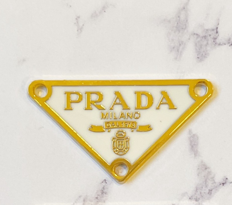 Designer Triangle White and Gold Logo Plate Set of 1 Designer Triangle White and Gold Logo Plate Set of 1