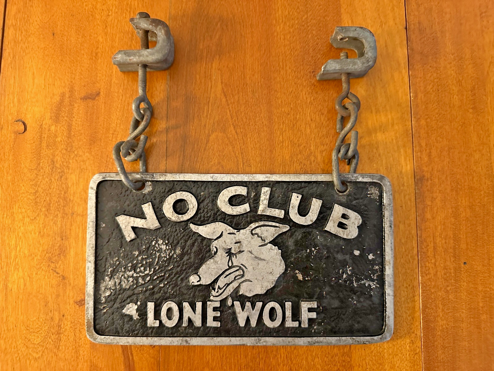 Vintage 1950s NO CLUB LONE WOLF Auto Club PLAQUE Original Hardware HOT ROD Vintage 1950s NO CLUB LONE WOLF Auto Club PLAQUE Original Hardware HOT ROD