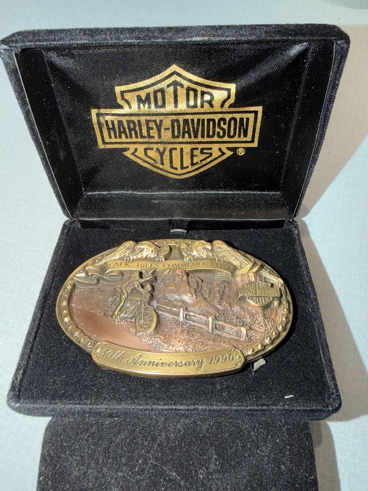 RARE VINTAGE FIND Harley Davidson Belt Buckle 1990 BLACK HILLS COMM. STURGIS NOS RARE VINTAGE FIND Harley Davidson Belt Buckle 1990 BLACK HILLS COMM. STURGIS NOS
