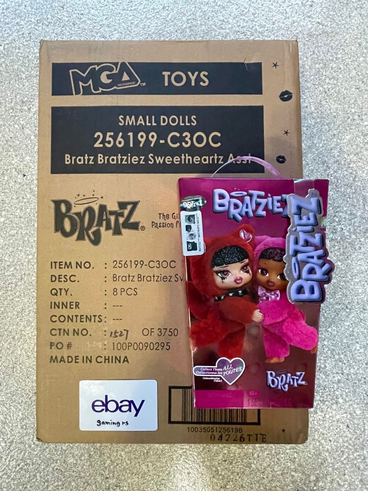 Bratz Bratziez Sweetheartz Seriez Plush Keychain Blind Box ⭐BRAND NEW SEALED⭐ Bratz Bratziez Sweetheartz Seriez Plush Keychain Blind Box ⭐BRAND NEW SEALED⭐