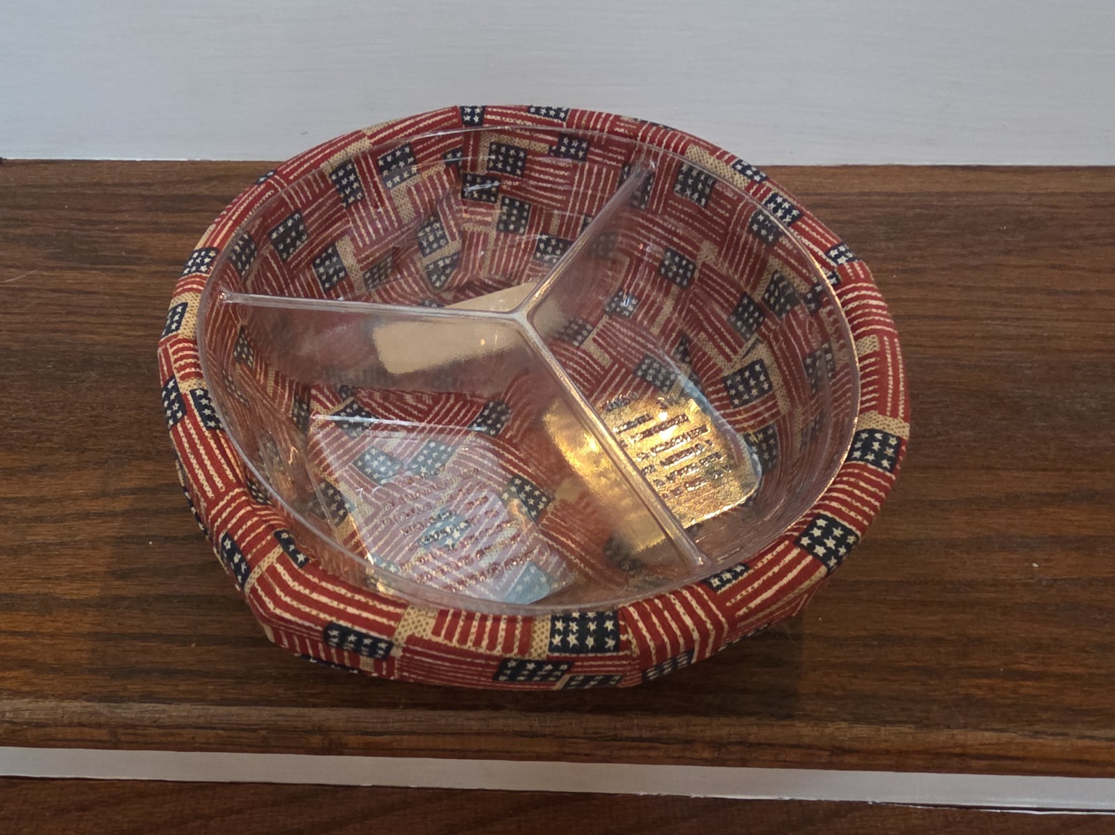 Longaberger 2001 Small Catch-All Basket with Protector And Liner Longaberger 2001 Small Catch-All Basket with Protector And Liner