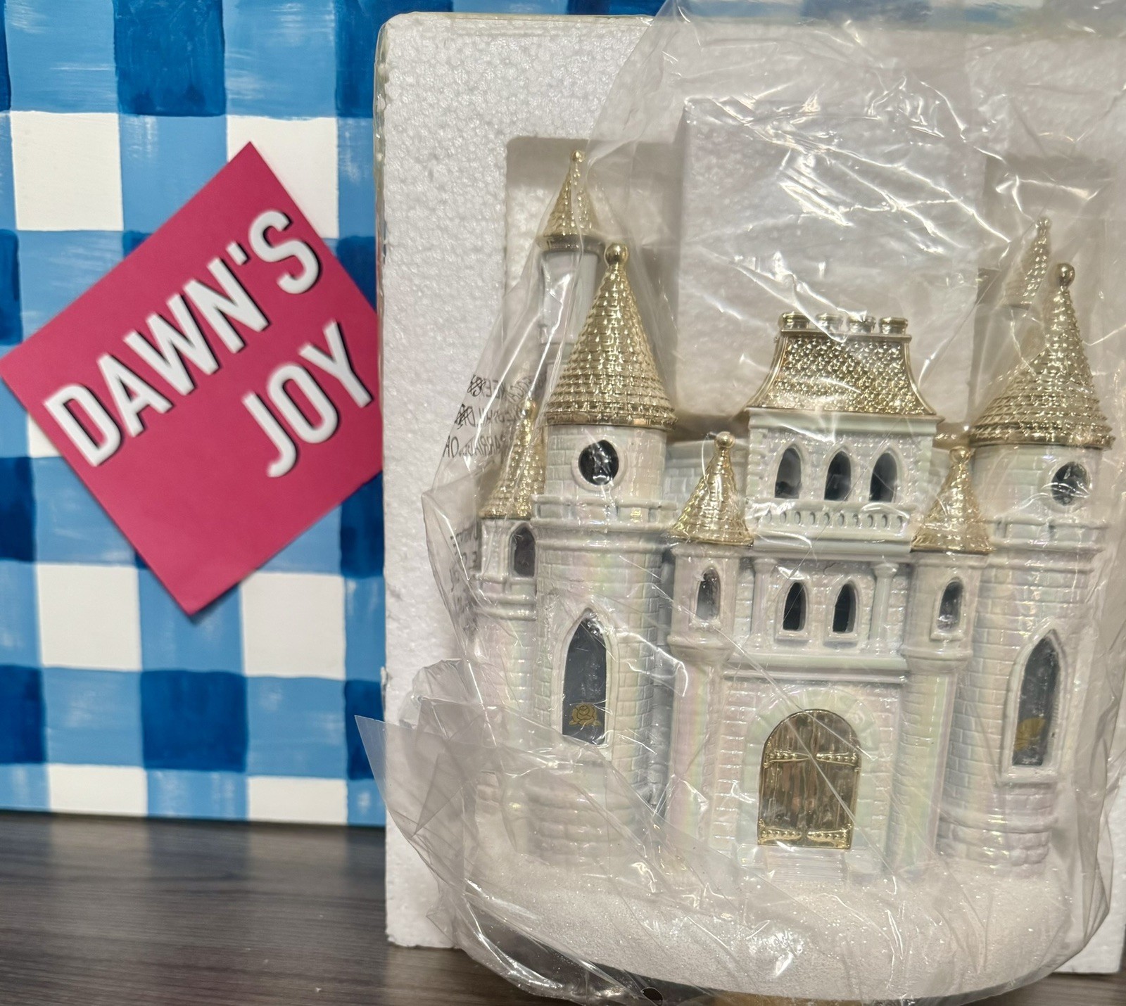 BBW Disney Princess Cinderella Light Up Castle 3 Wick Candle Holder
