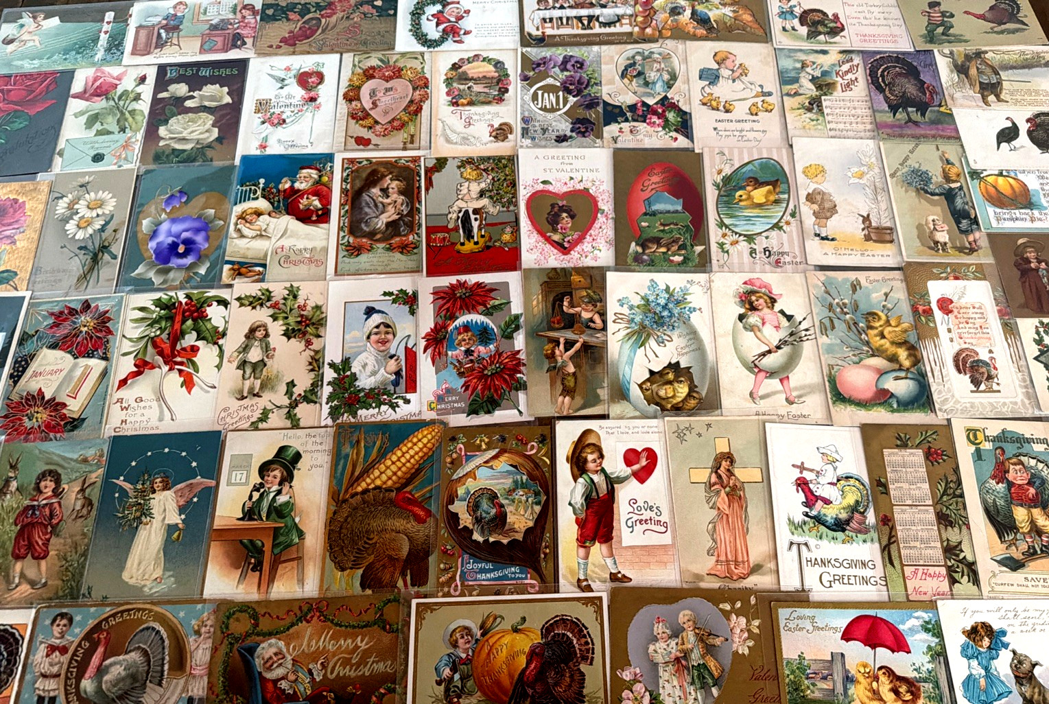 Huge~Lot of 100 Antique 1900's Holidays Greetings Postcards~2 Santa's~in sleeves Huge~Lot of 100 Antique 1900's Holidays Greetings Postcards~2 Santa's~in sleeves