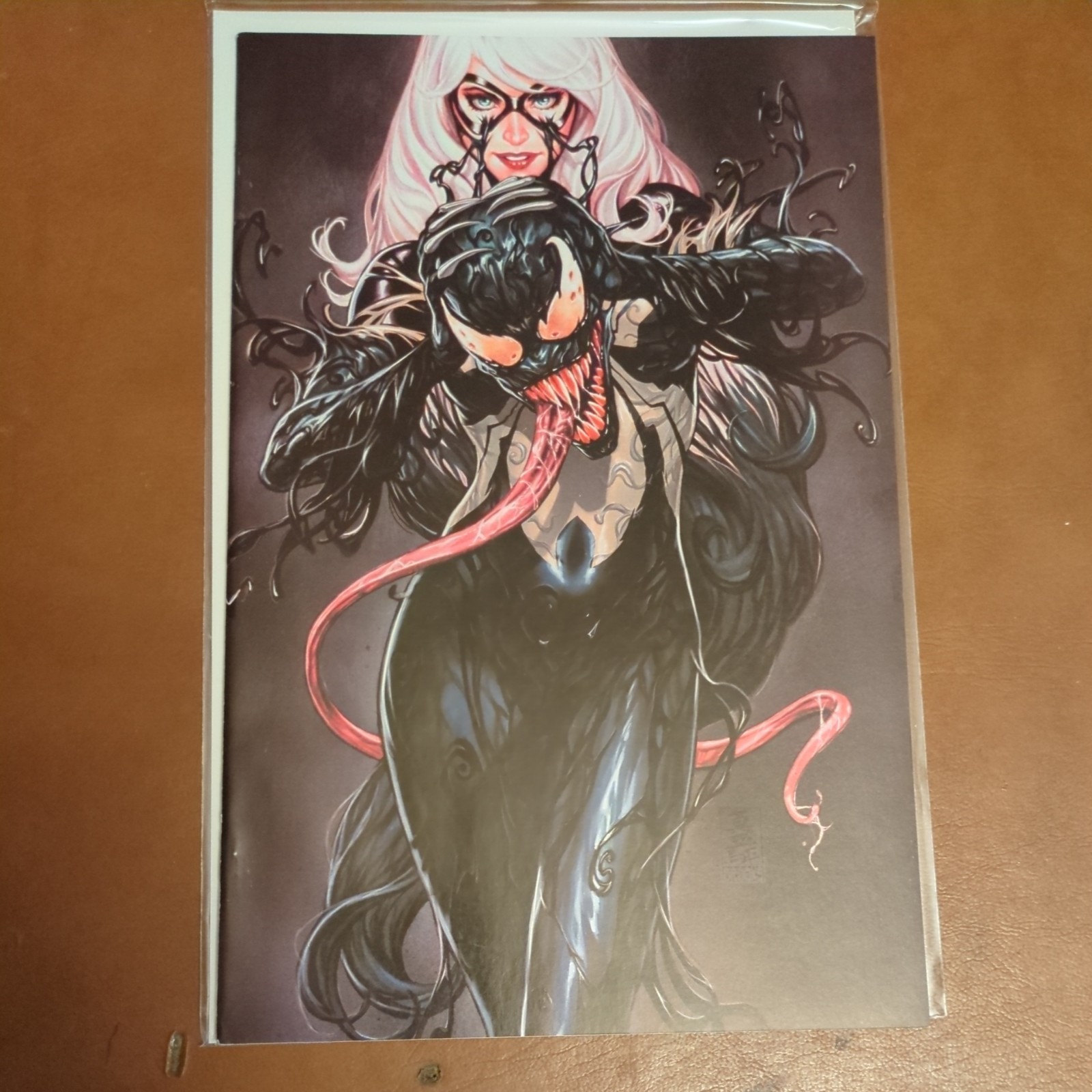 Black Cat #2 - Mark Brooks Venomized Virgin Variant - NM, 2019 Black Cat #2 - Mark Brooks Venomized Virgin Variant - NM, 2019