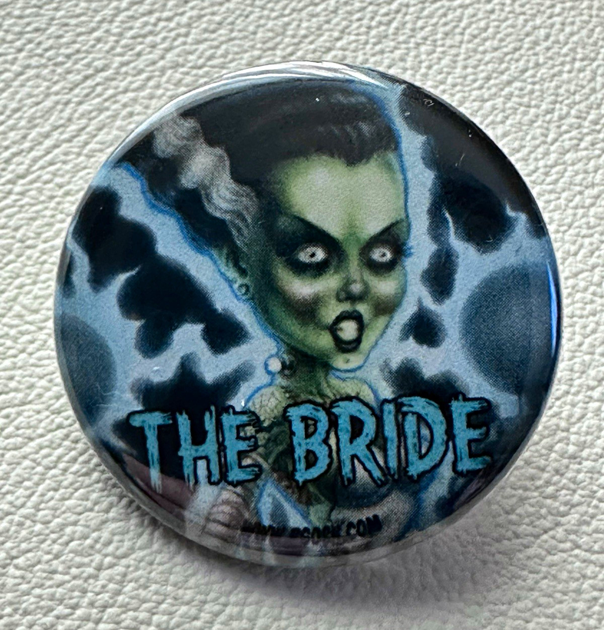 The Bride of Frankenstein Pinback Button - Illustrated Horror/Monster Movies/TV The Bride of Frankenstein Pinback Button - Illustrated Horror/Monster Movies/TV