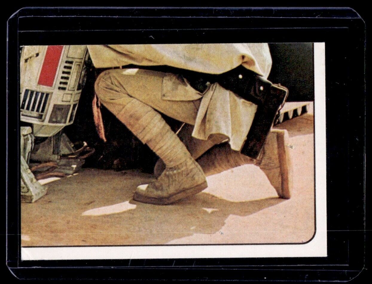 1977 Star Wars Panini Mini Sticker LUKE LOOKS AT R5-D4 #43