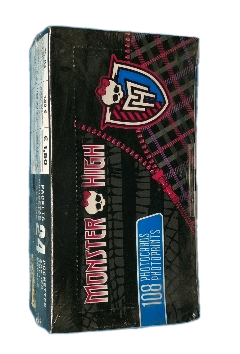 MONSTER HIGH Panini 2012/13-PACK 108 PHOTOCARDS Sealed package (Pack Number 4)