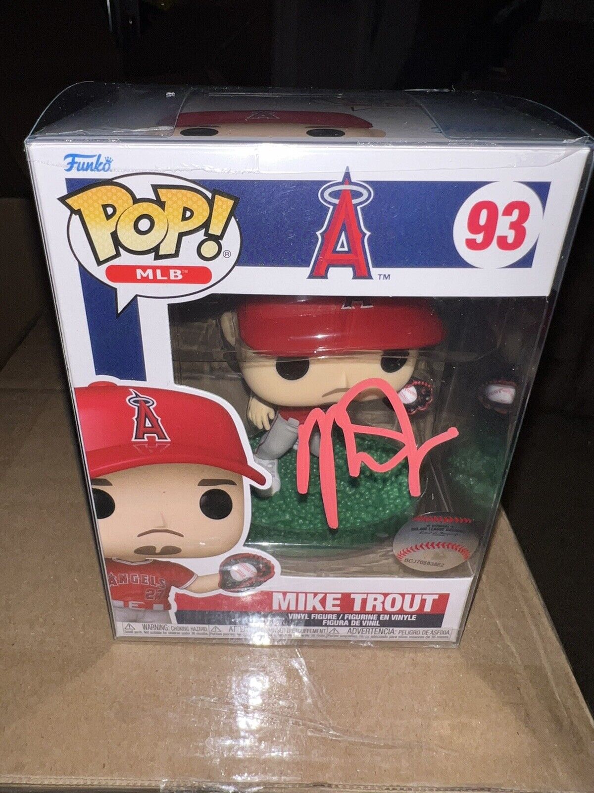 NEW Mike Trout Signed Autographed Funko Pop  MLB with COA