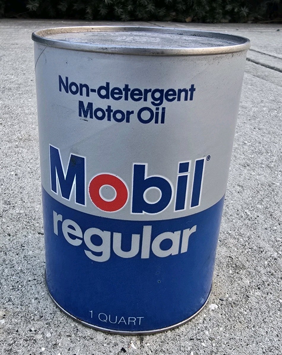 Vintage Mobil Regular Oil Can Unopened Pegasus Man Cave Mobiloil Oil Paper Can Vintage Mobil Regular Oil Can Unopened Pegasus Man Cave Mobiloil Oil Paper Can