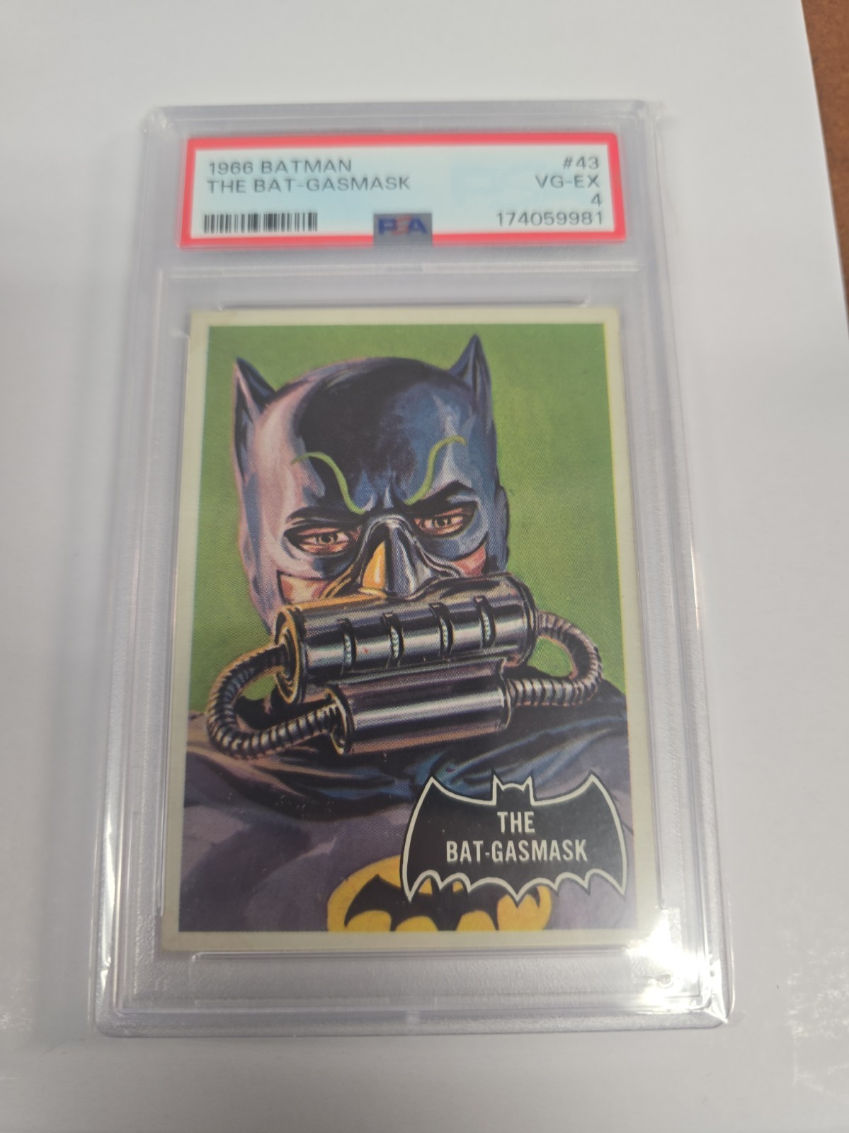 1966 TOPPS BATMAN #43 THE BAT-GASMASK PSA 4 1966 TOPPS BATMAN #43 THE BAT-GASMASK PSA 4