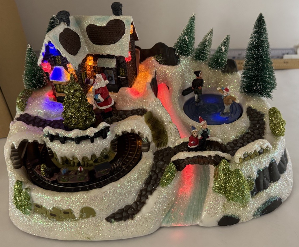 VTG Avon Holiday Splendor Christmas Fiber Optic Village Train Skater W/box WORKS VTG Avon Holiday Splendor Christmas Fiber Optic Village Train Skater W/box WORKS
