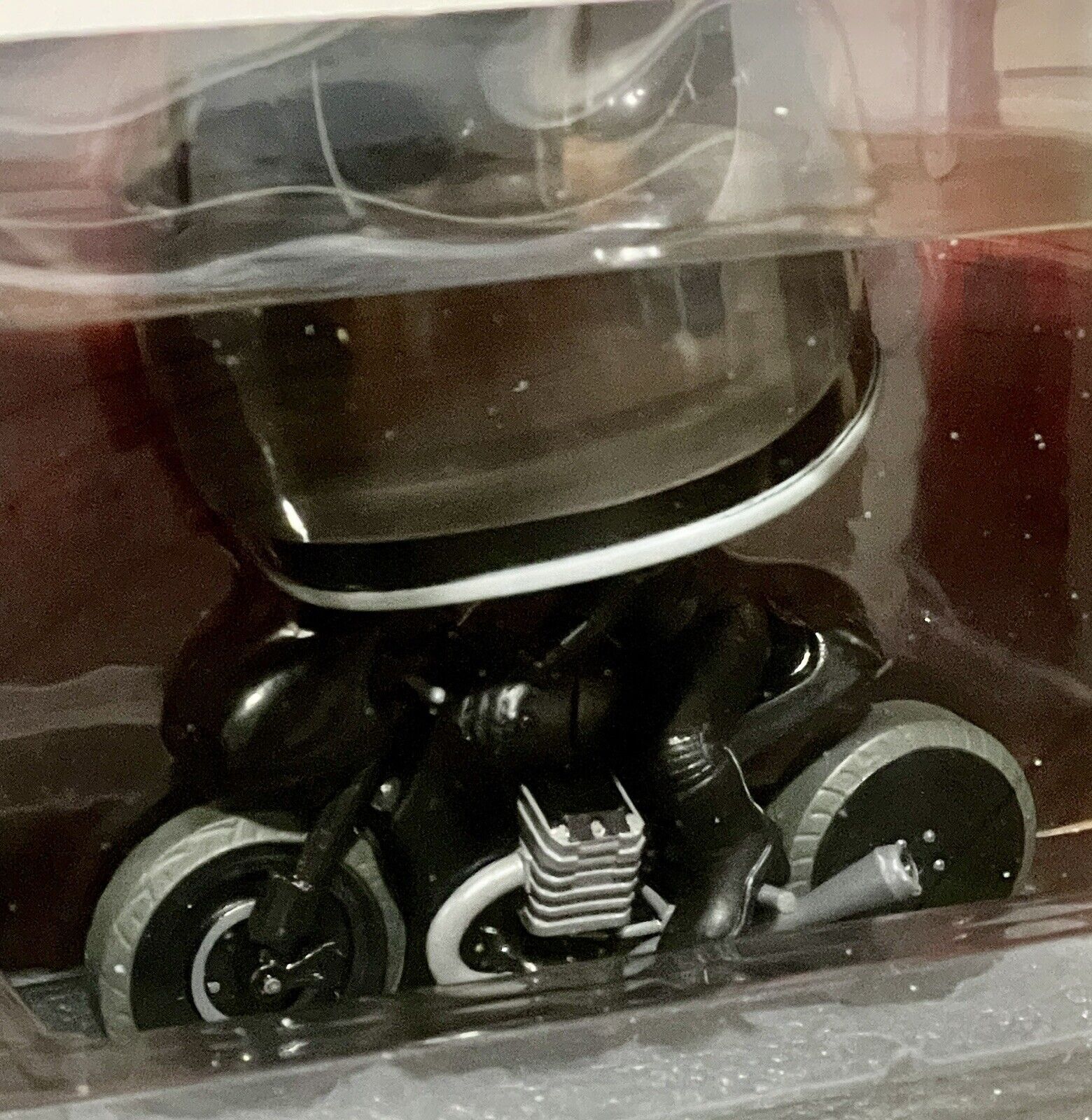 Funko Rides LG Deluxe: The Batman - Selina Kyle #281 on Motorcycle • Ships free