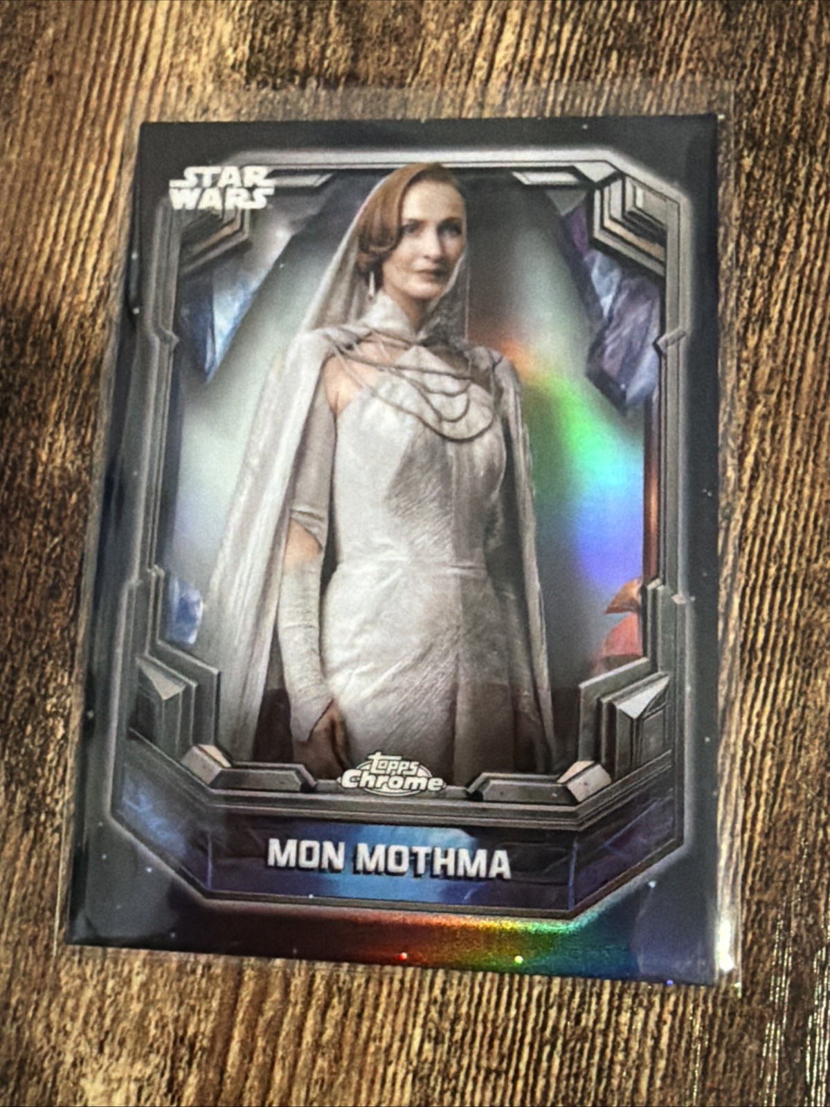 2026 Topps Chrome Star Wars SSP Mon Mothma COS-28 Cosmic Crystals 2026 Topps Chrome Star Wars SSP Mon Mothma COS-28 Cosmic Crystals