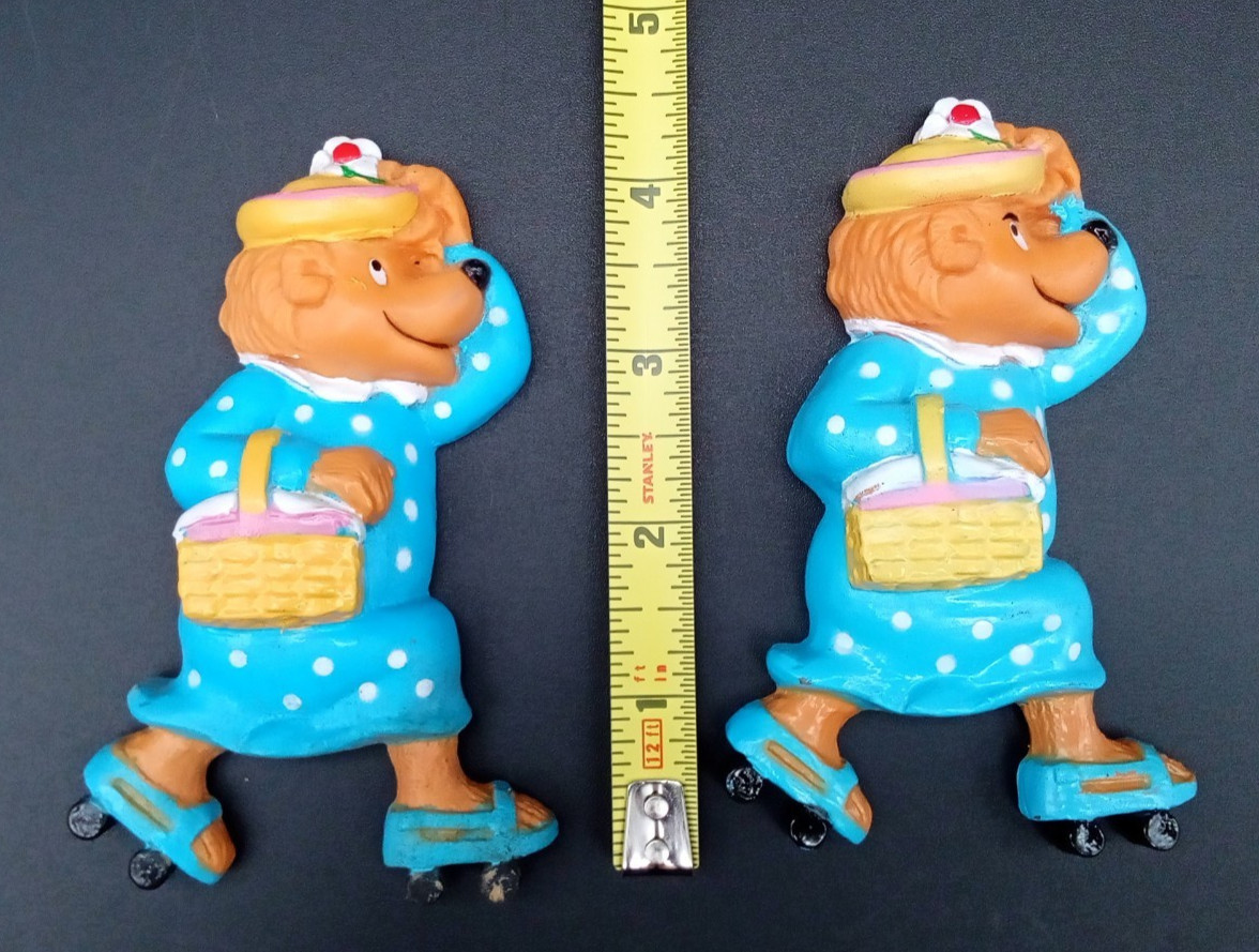 Vtg. 1989 Berenstain Bears Mama Bear Rollerskating Magnets - Lot of 2 Vanderbilt Vtg. 1989 Berenstain Bears Mama Bear Rollerskating Magnets - Lot of 2 Vanderbilt