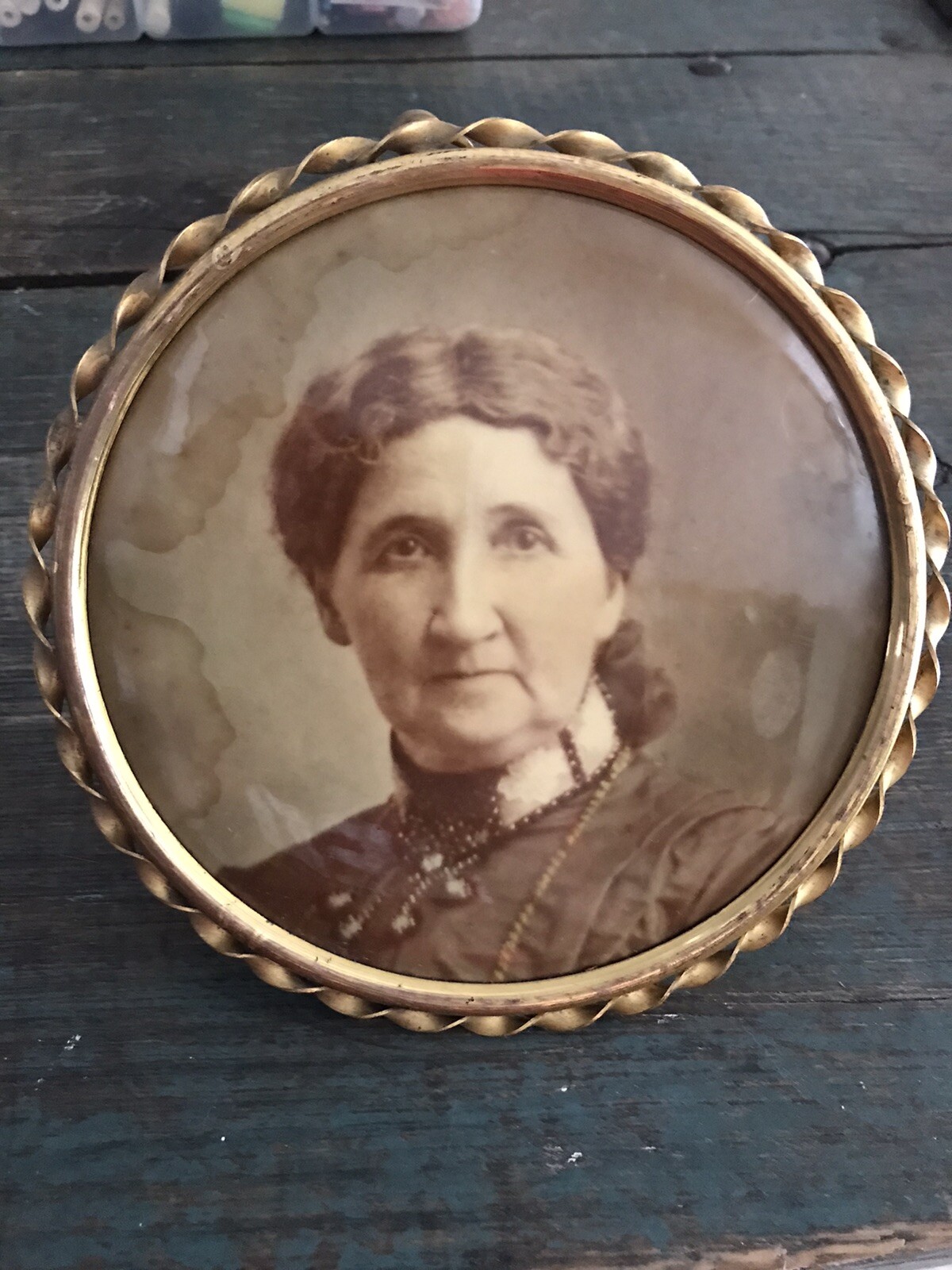 Antique Framed 1888-1920 Woman Medallion Columbia Portrait Chicago Sepia Hand ?