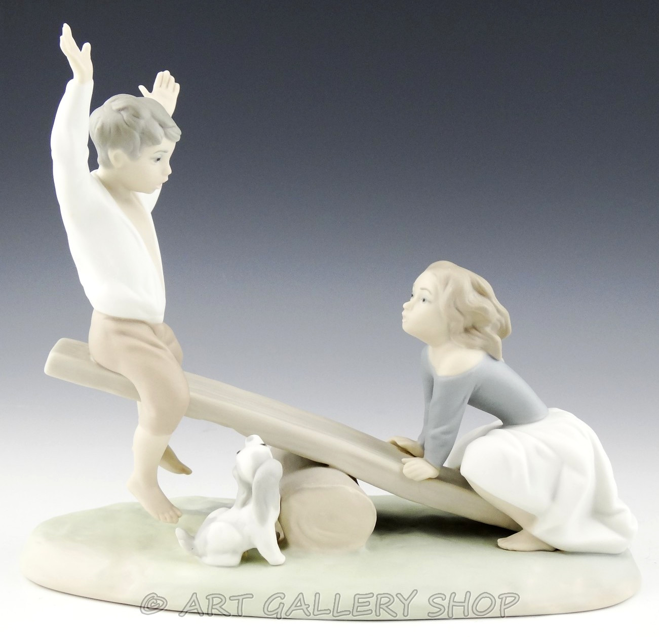 Lladro Figurine SEESAW BOY/GIRL & DOG ON TEETER TOTTER #4867 Retired Matte Mint