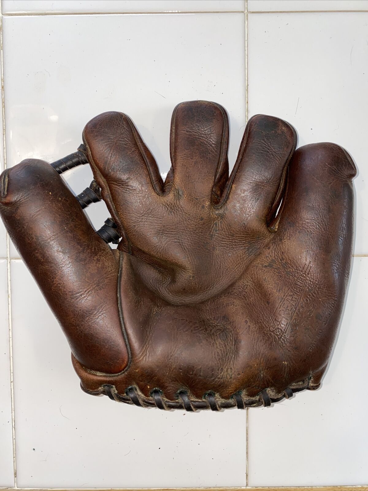 Vintage Joe Medwick Style Leather Baseball Glove