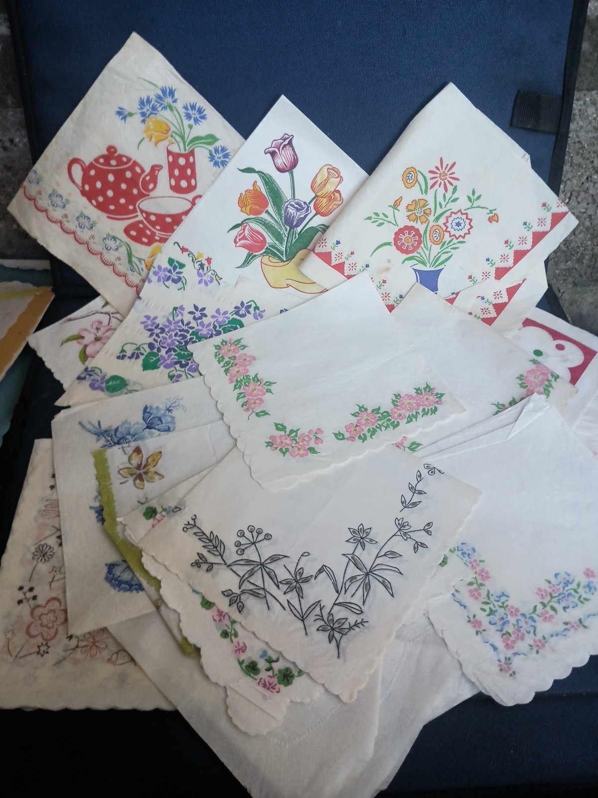 Vintage Mostly Crepe Paper Napkins Flowers Lot Of 21