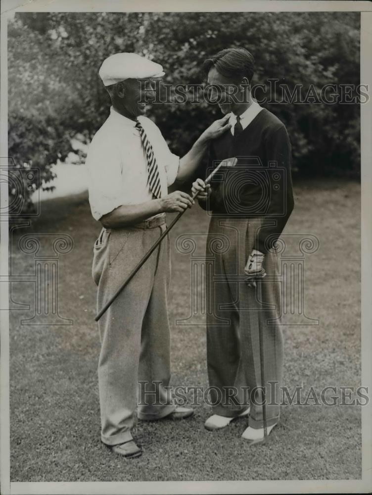 1935 Press Photo Charles Mayo Dr & son Charles Mayo Jr golfing - net16753