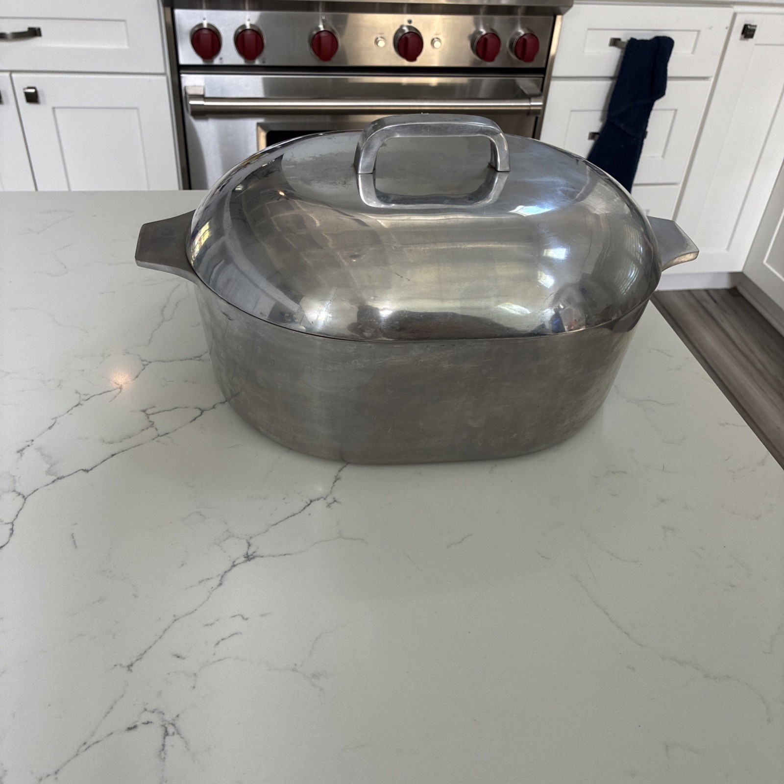 Vintage Nasco Royalty Large Aluminum Lidded/Covered Roaster Vintage Nasco Royalty Large Aluminum Lidded/Covered Roaster