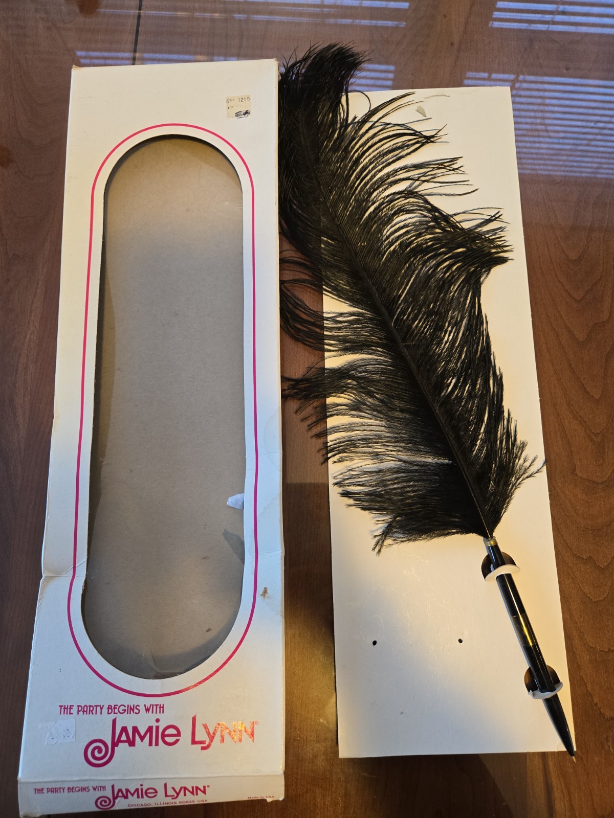 Vintage Jamie Lynn Black Ostrich Feather Pen Desk Pen 22” Long Original Box USA