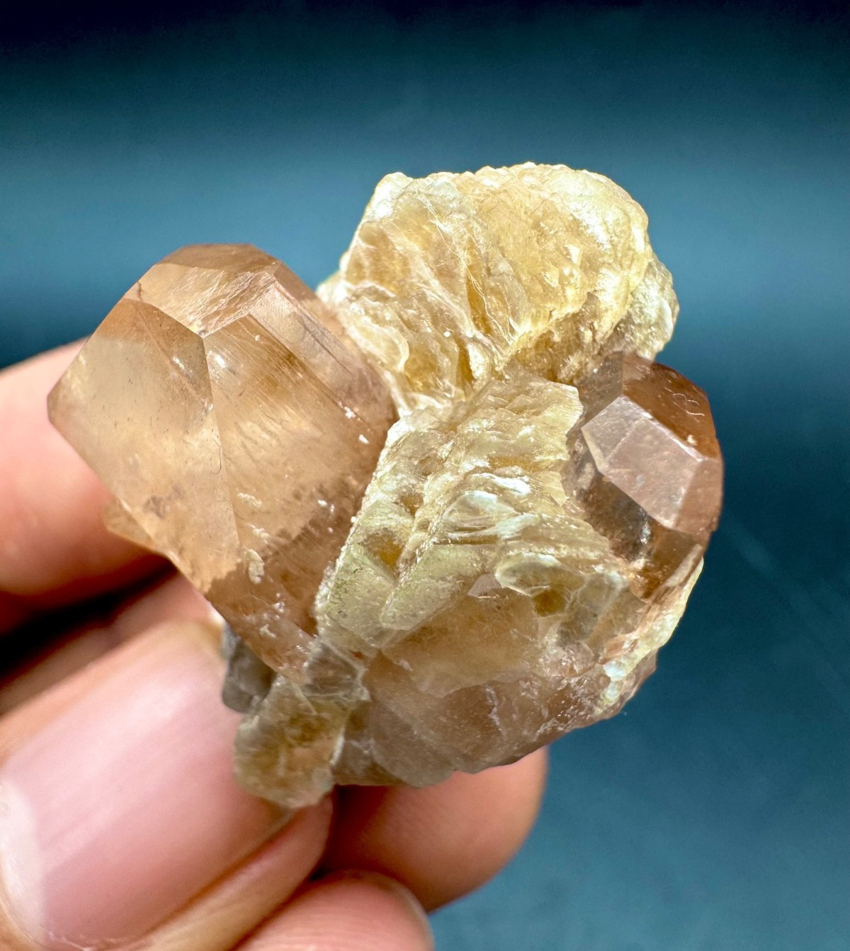 Natural Golden Topaz Crystals With Muscovite Specimen 105 Carats @ Minerals