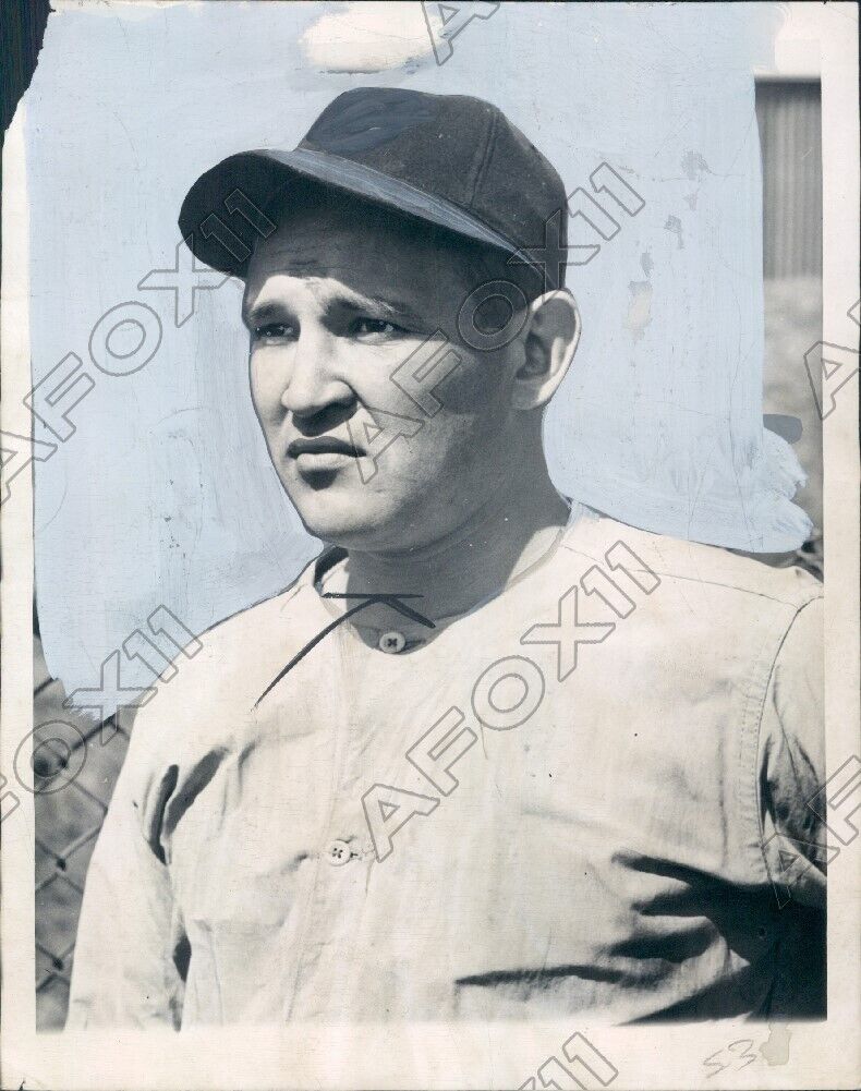 1945 Cleveland Indian Baseball Player Pitcher Allie Reynolds