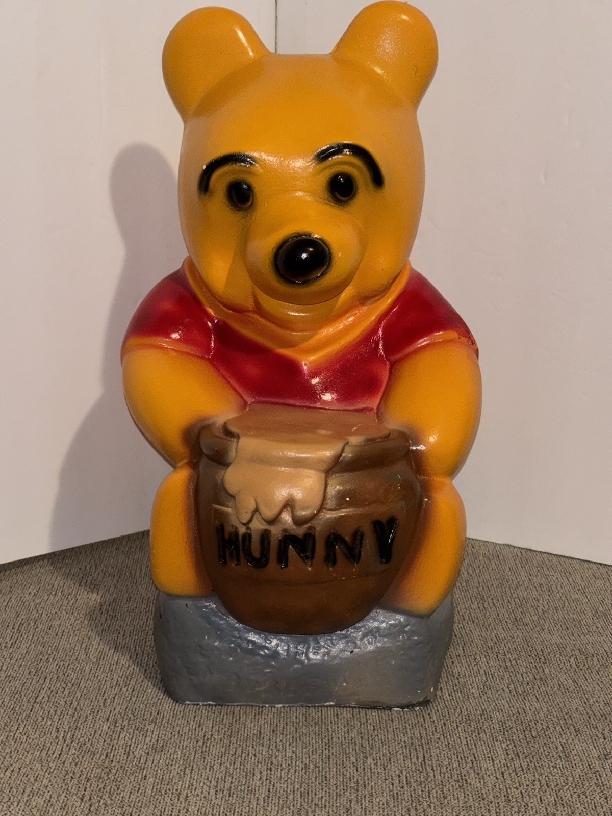 Vintage Large Chalkware Winnie The Pooh Hunny Pot Coin Bank Carnival Prize Rare