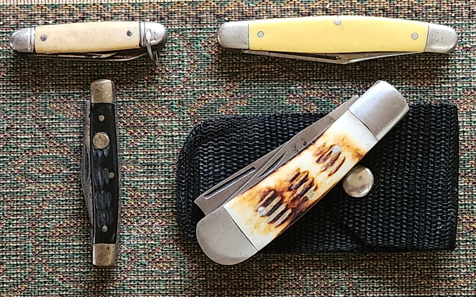 Pocket Knives Lot of 4 - Different Sizes, Brands