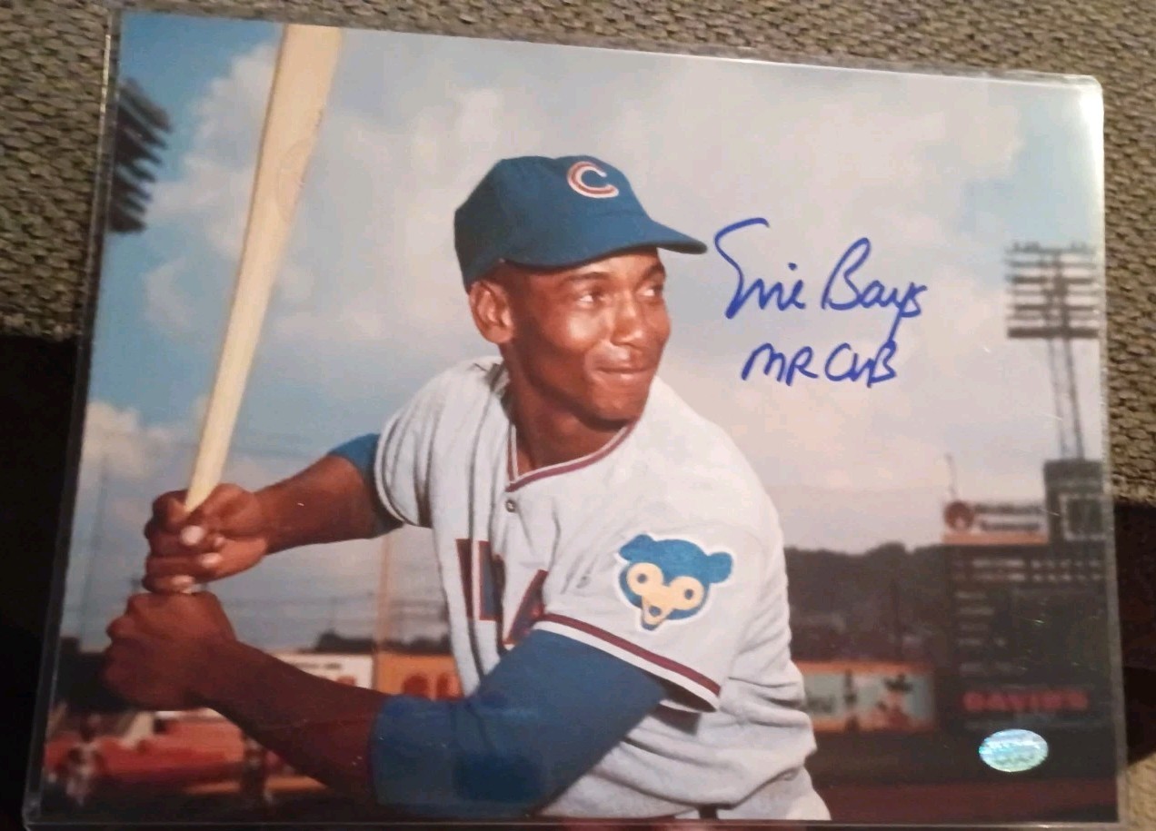 ERNIE BANKS SIGNED 9X11 PHOTO CHICAGO CUBS AUTO INSCRIBED MR CUB GTSM BANKS COA ERNIE BANKS SIGNED 9X11 PHOTO CHICAGO CUBS AUTO INSCRIBED MR CUB GTSM BANKS COA