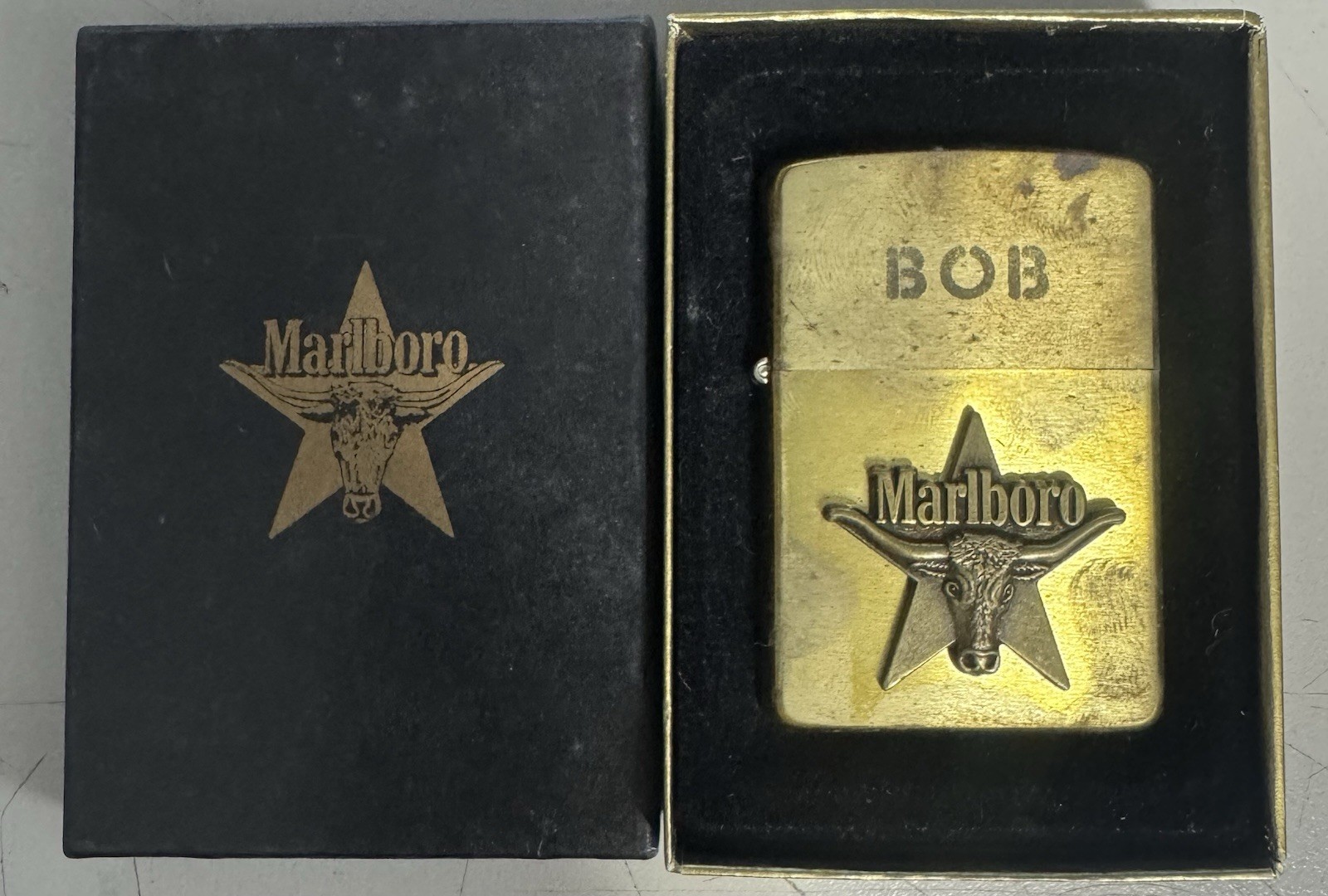 ZIPPO 1991 MARLBORO LONGHORN STAR EMBLEM BRASS LIGHTER UNFIRED IN BOX E394 ZIPPO 1991 MARLBORO LONGHORN STAR EMBLEM BRASS LIGHTER UNFIRED IN BOX E394