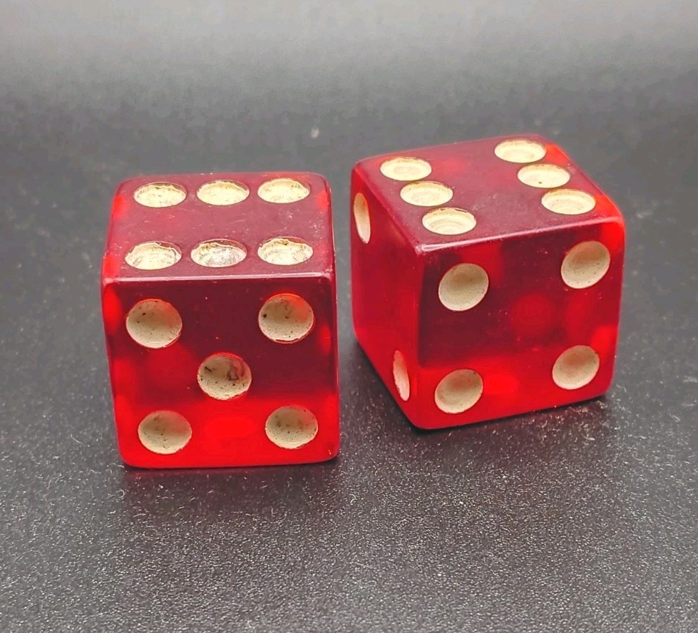 Vintage Cherry Translucent Bakelite Dice Vintage Cherry Translucent Bakelite Dice