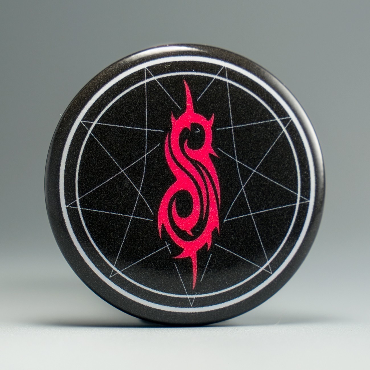 Slipknot S Logo 1.5in Pin | Nu Metal 2000s Album Art Slipknot S Logo 1.5in Pin | Nu Metal 2000s Album Art