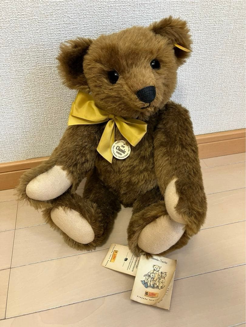 Steiff Steiff Classic Teddy Bear 1909 with built-in growler #d6f327 Steiff Steiff Classic Teddy Bear 1909 with built-in growler #d6f327