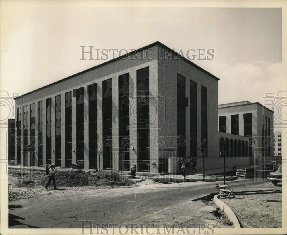1964 Press Photo Frank Palmer Speare Hall, Boston Massachusetts building