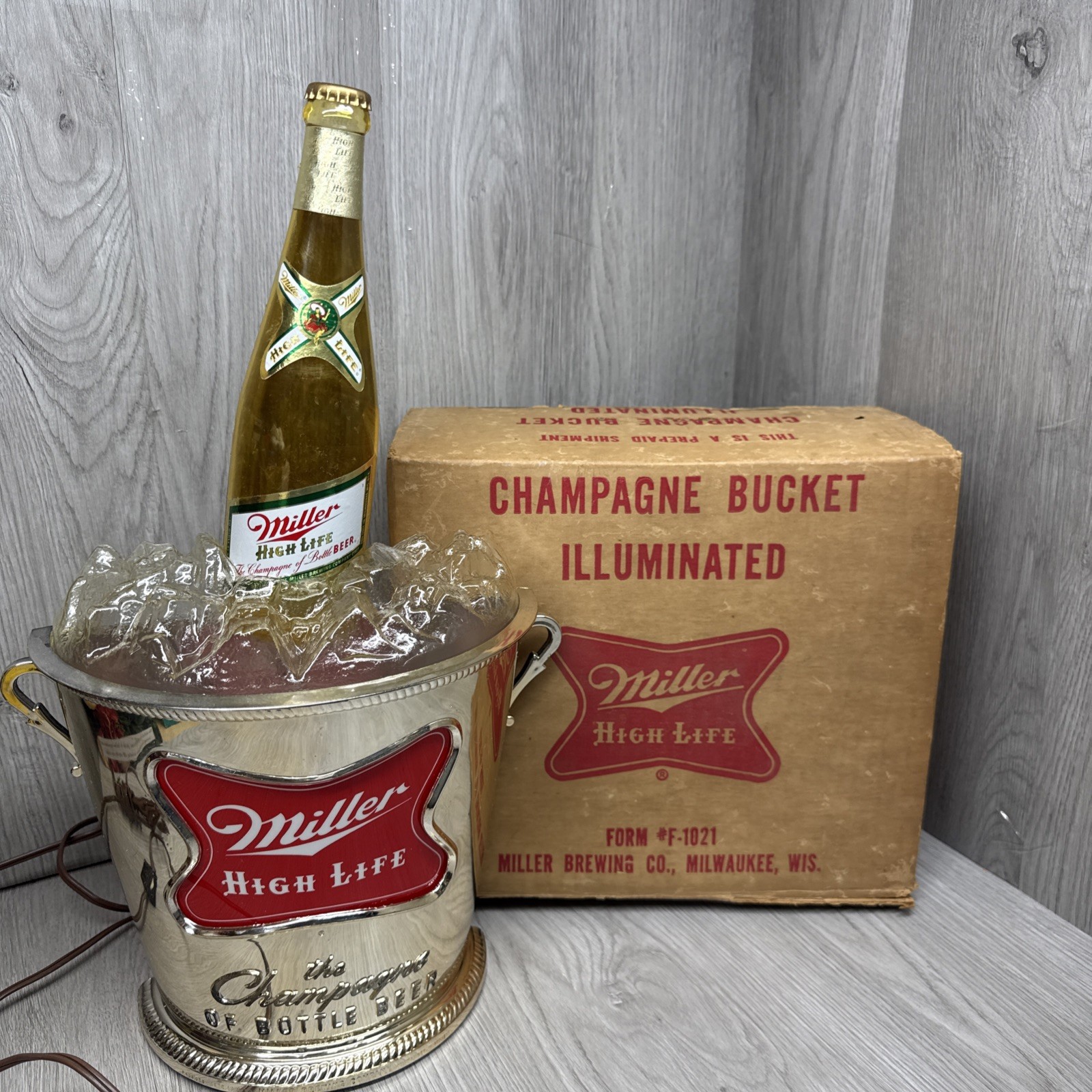 Vintage 50’-60’ Miller High Life Beer Light Champagne Bottle Bucket Display box Vintage 50’-60’ Miller High Life Beer Light Champagne Bottle Bucket Display box