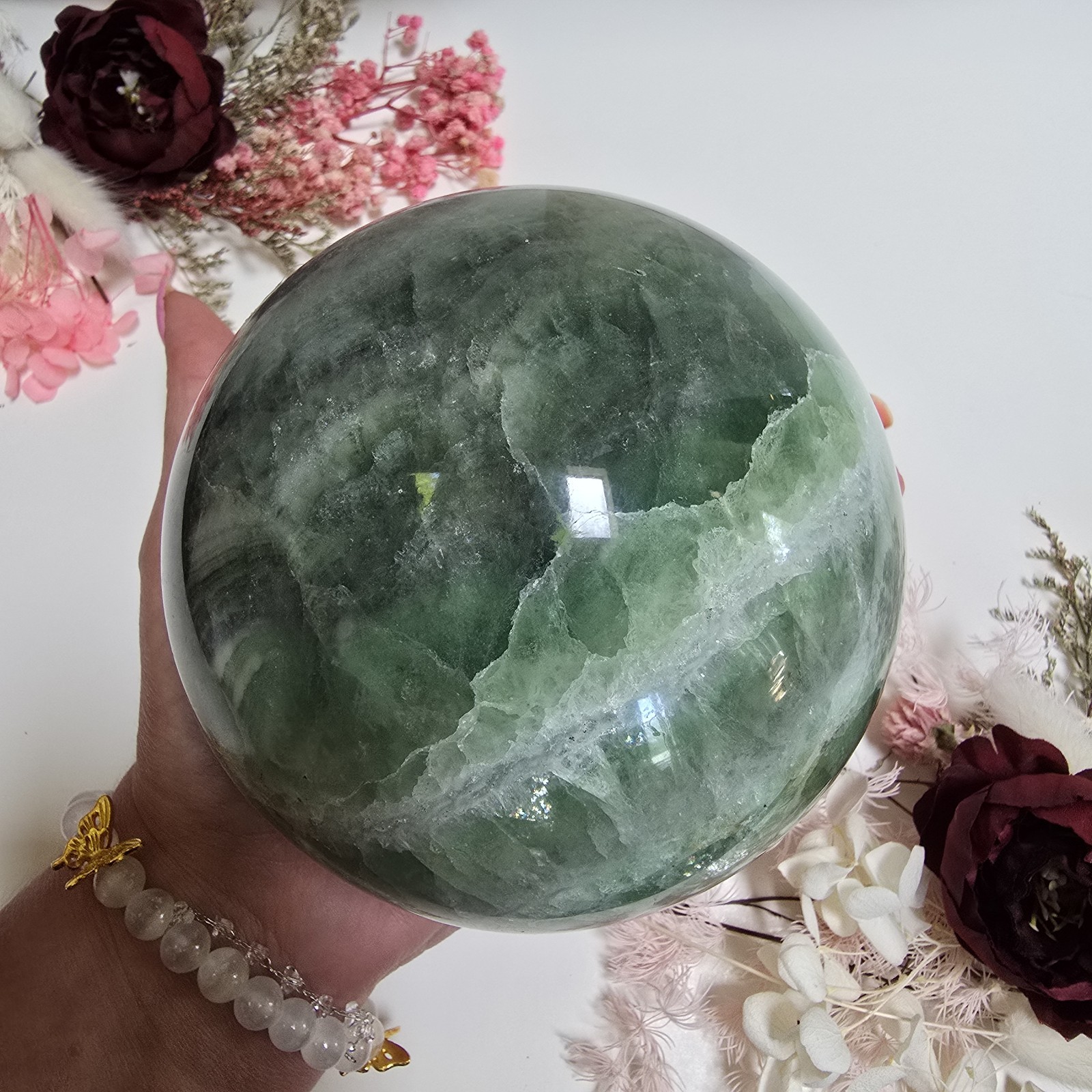 114mm Unique Rainbow Fluorite Green Crystal Sphere Orb (79) 114mm Unique Rainbow Fluorite Green Crystal Sphere Orb (79)