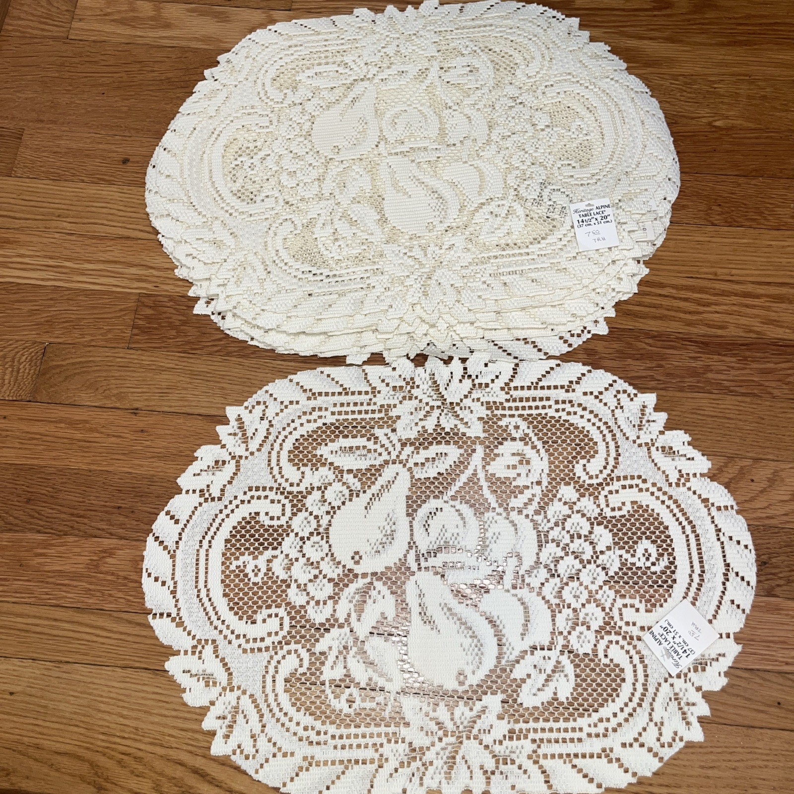 NWT Vintage Alpine Lace Placemats Gorgeous NWT Vintage Alpine Lace Placemats Gorgeous