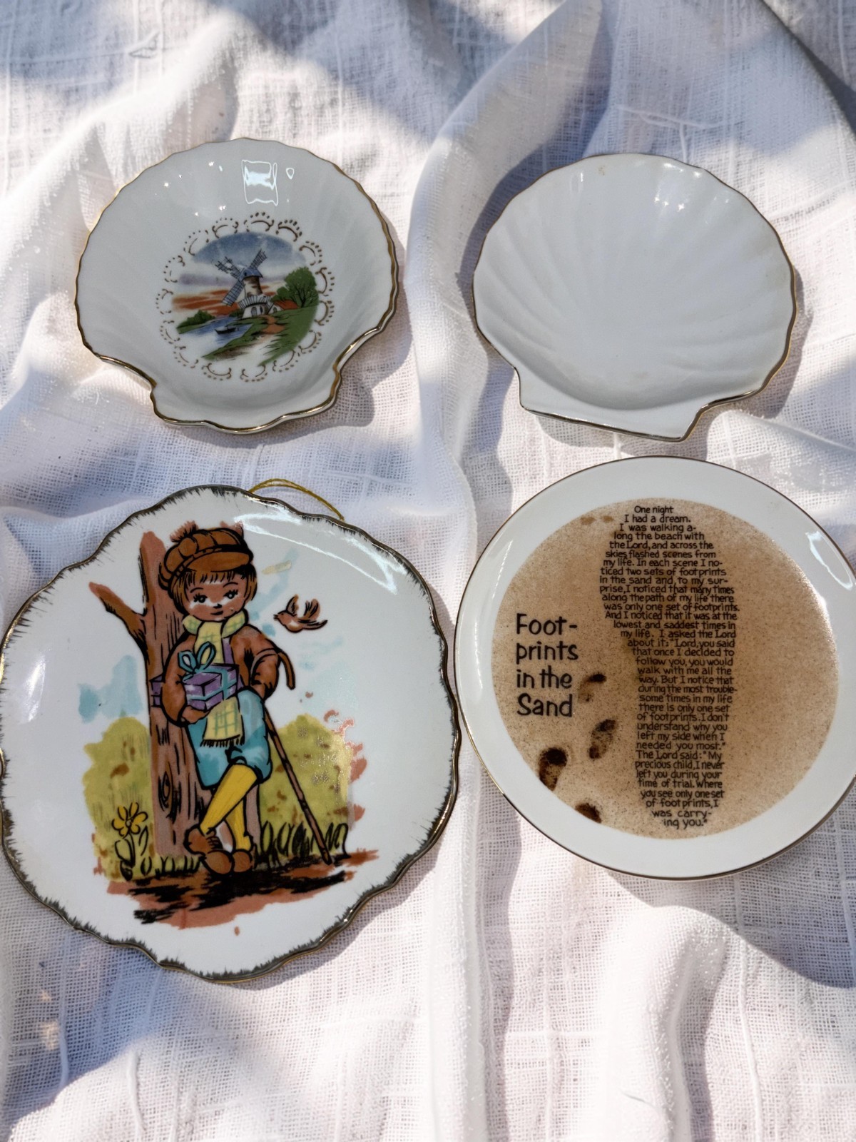 Lot of 4 Vintage Decorative Mini Plates Trinket Dishes Japan Korea Taiwan Avalon Lot of 4 Vintage Decorative Mini Plates Trinket Dishes Japan Korea Taiwan Avalon