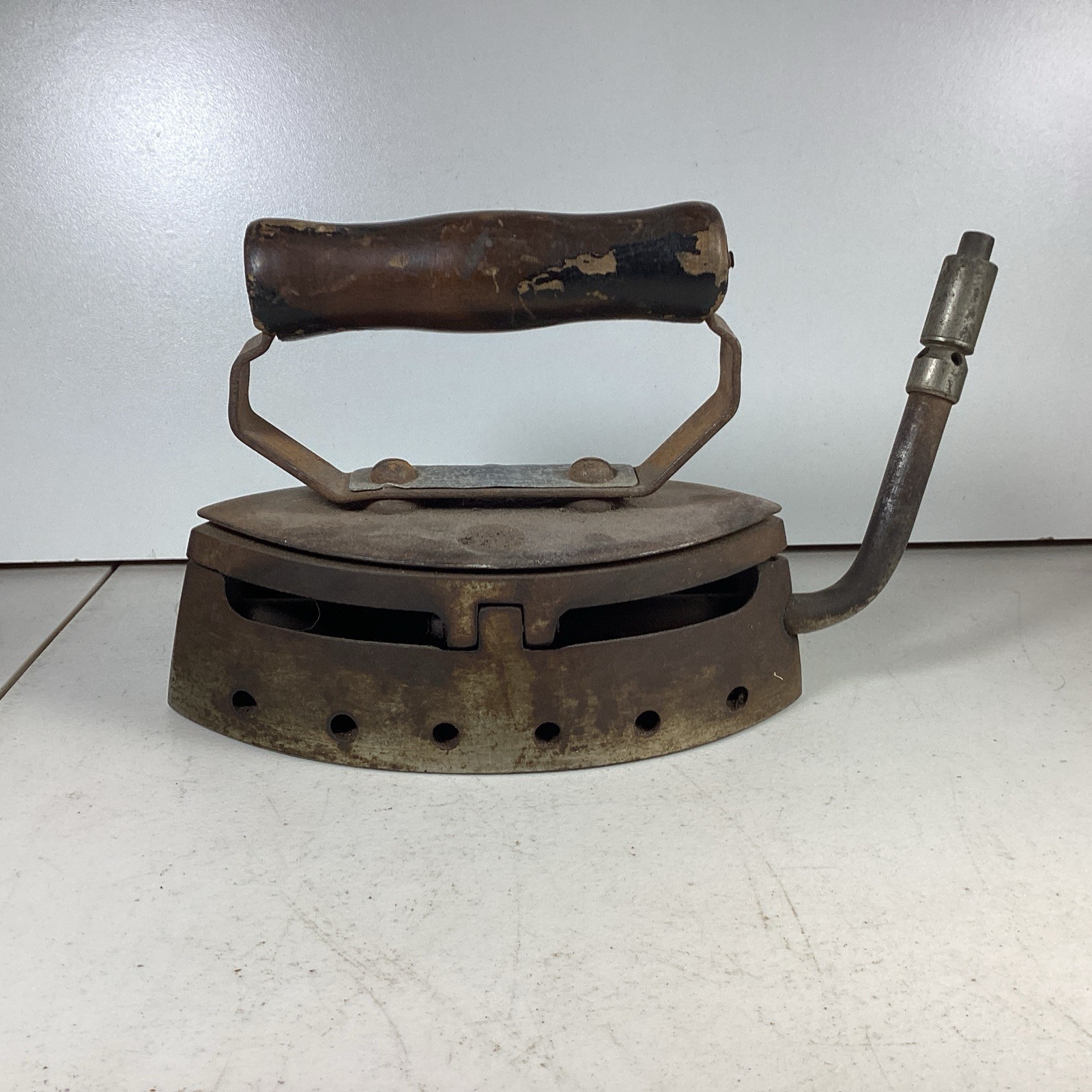 Vintage Sad Iron Double Point \