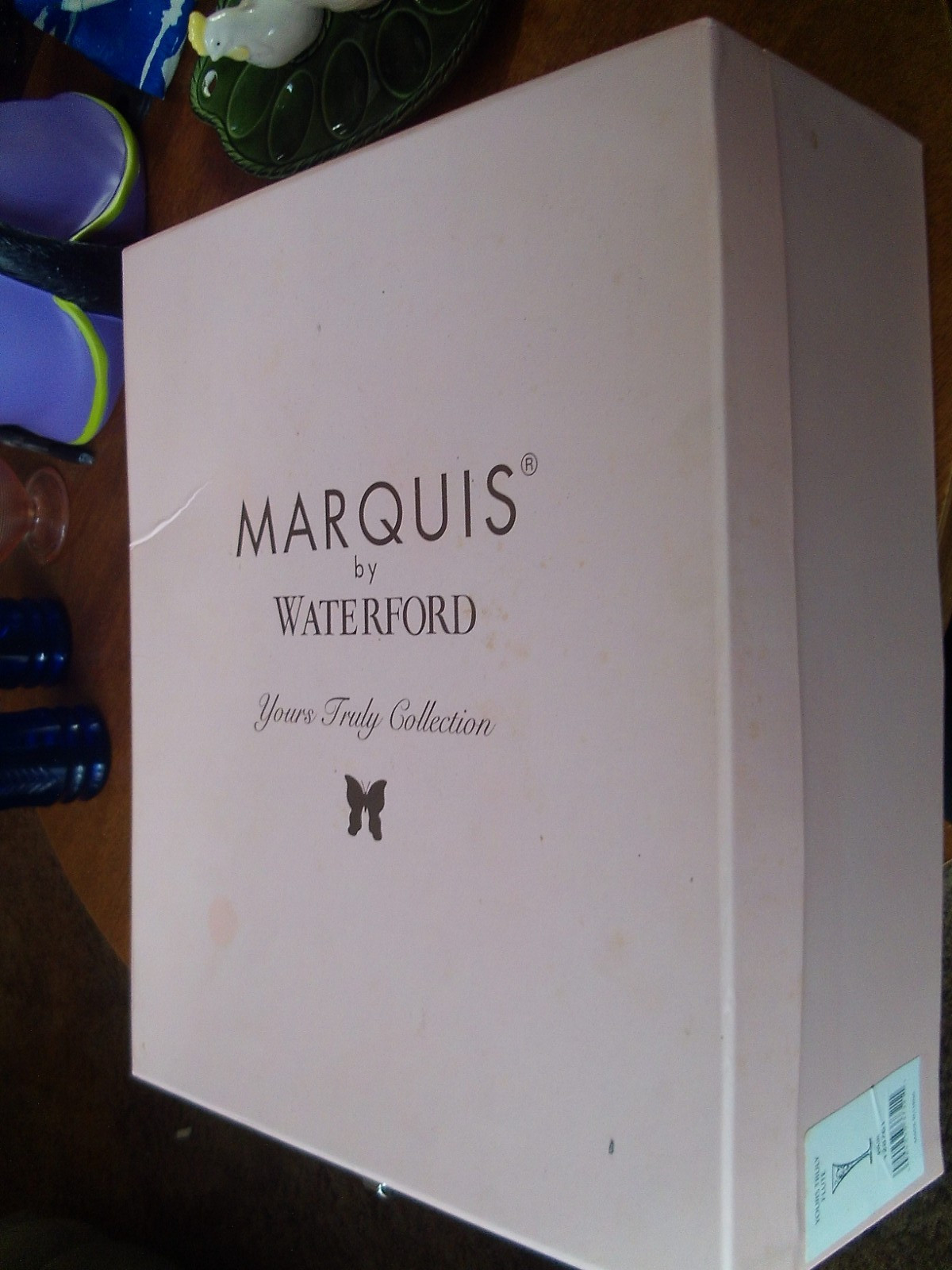 Marquis by Waterford Yours Truly Hearts Etched Champagne Flutes (2) in Box