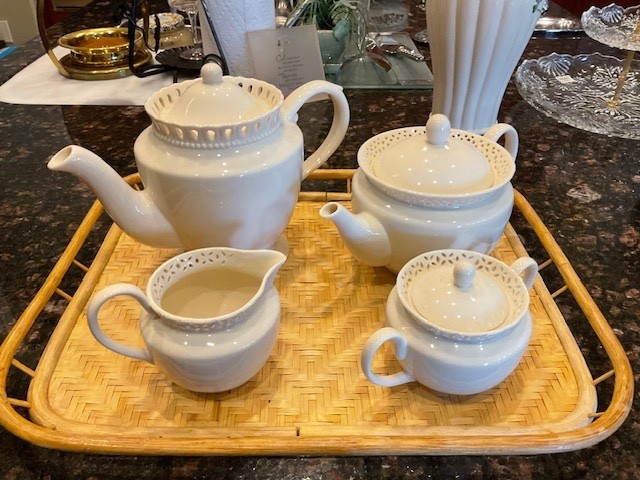 VTG Godinger Cream Lace Tea/Coffee Ornate Porcelain Service VTG Godinger Cream Lace Tea/Coffee Ornate Porcelain Service