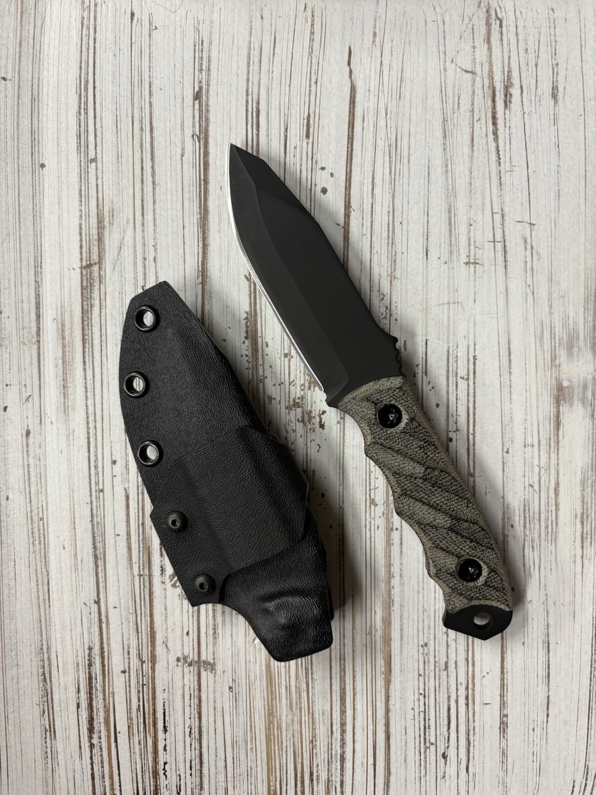Half Face Blades Disaster Jr. Black Canvas Micarta CPM 3V Half Face Blades Disaster Jr. Black Canvas Micarta CPM 3V