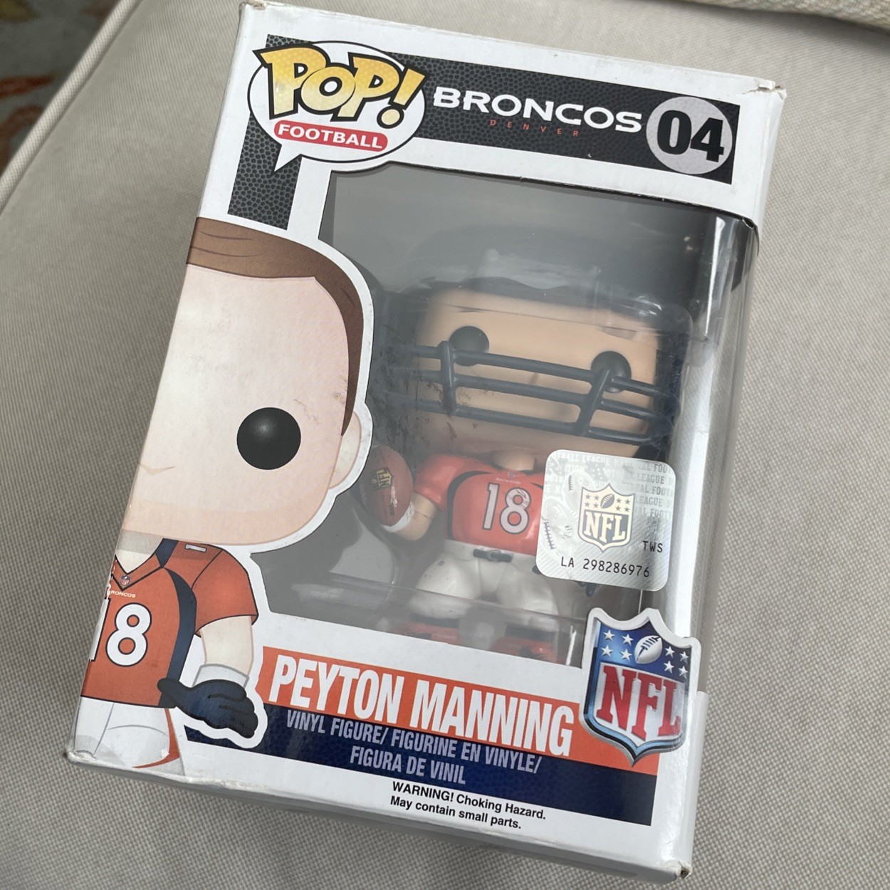 Funko Pop Peyton Manning Broncos Football Figure #04 Box Helmet 2014 Funko Pop Peyton Manning Broncos Football Figure #04 Box Helmet 2014