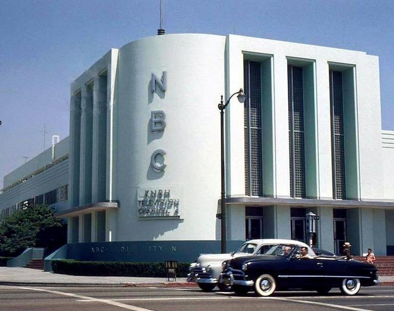 1950 Los Angeles NBC RADIO BUILDING Photo  (211-A)