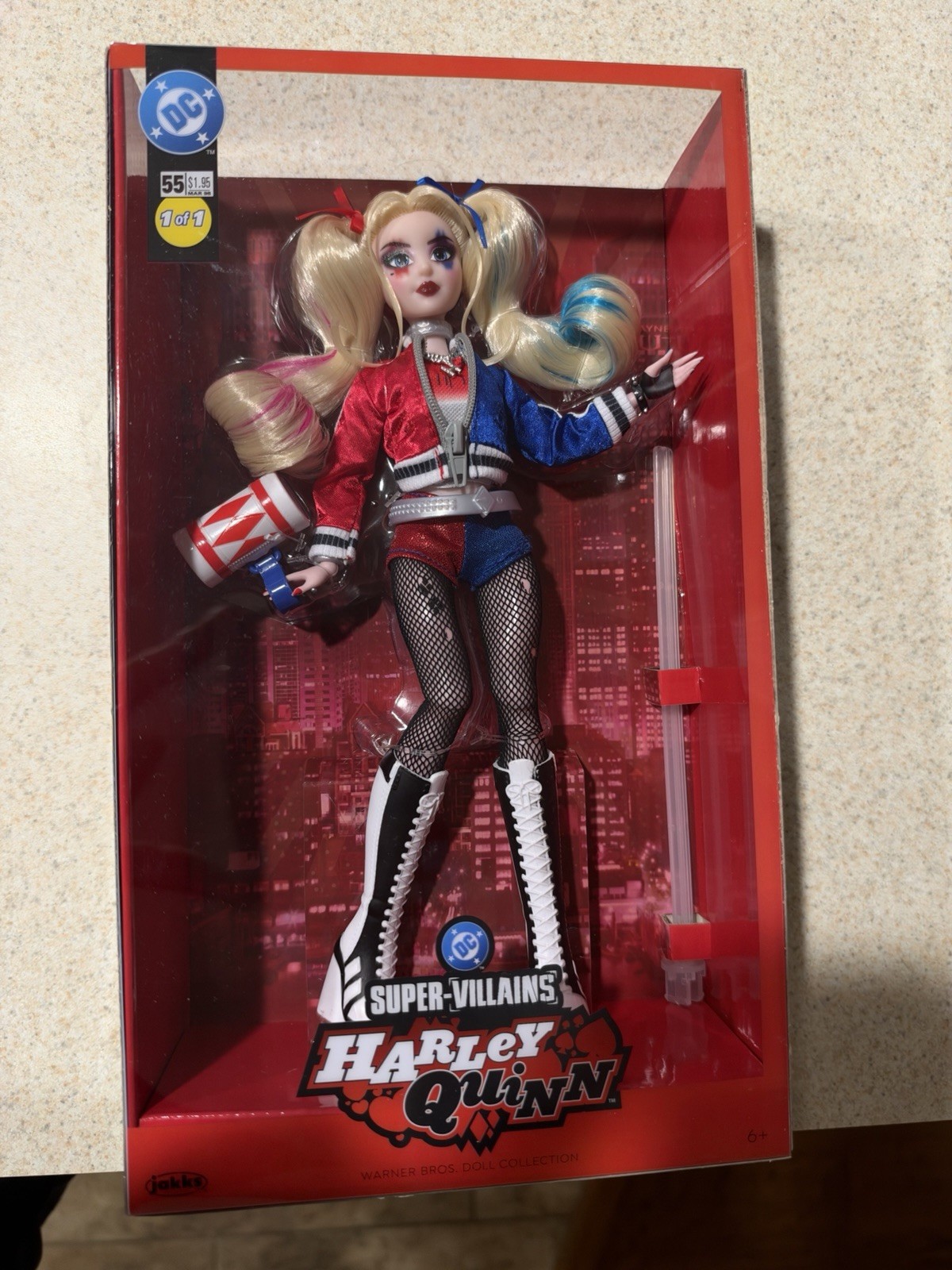 JAKKS Pacific DC Harley Quinn CollectorFashion Doll 11Ị2026 Figure JAKKS Pacific DC Harley Quinn CollectorFashion Doll 11Ị2026 Figure
