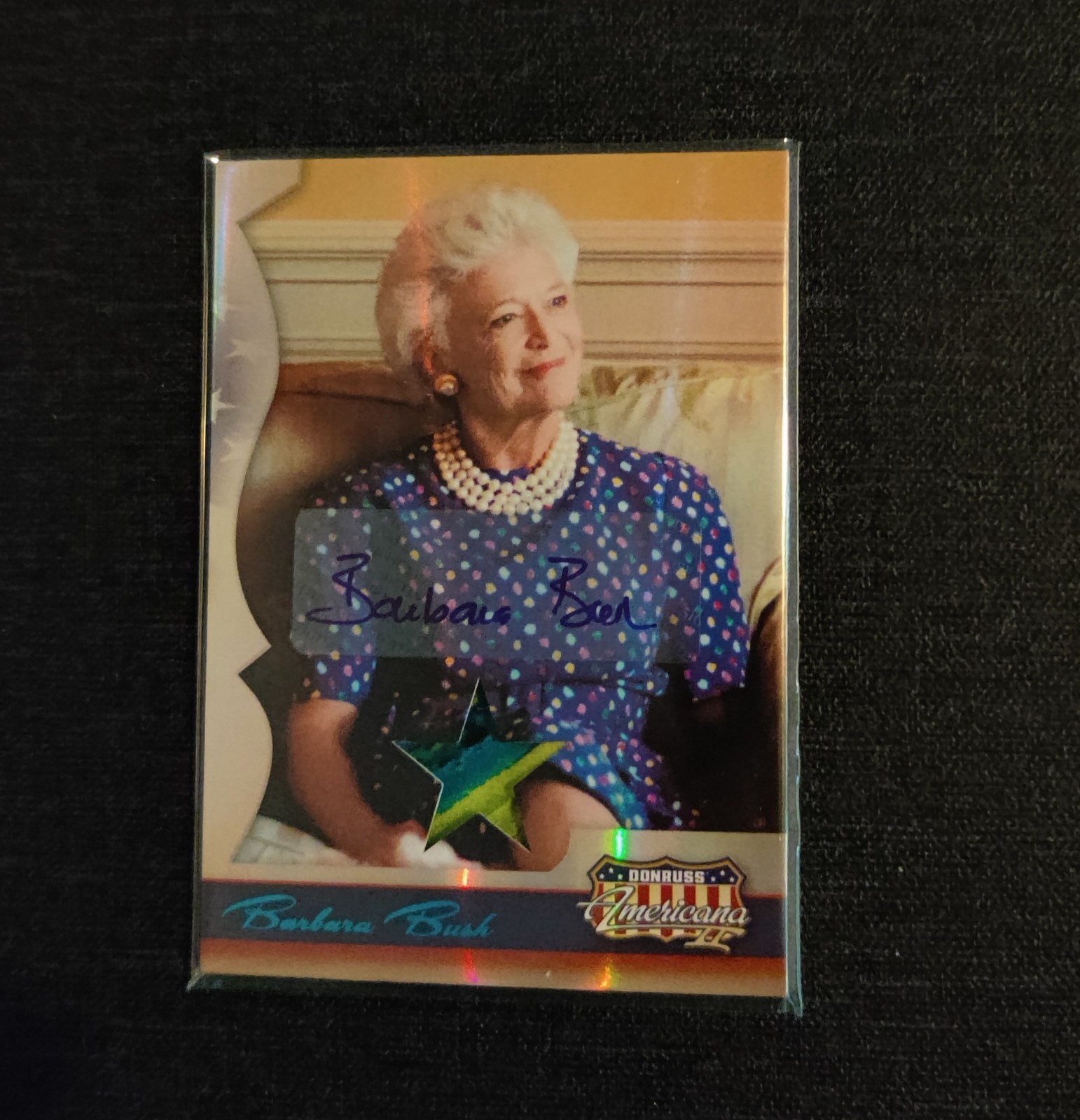 2008 Donruss Celebrity Cuts Barbara Bush Auto Patch 08/10 Signed Single Digit 2008 Donruss Celebrity Cuts Barbara Bush Auto Patch 08/10 Signed Single Digit
