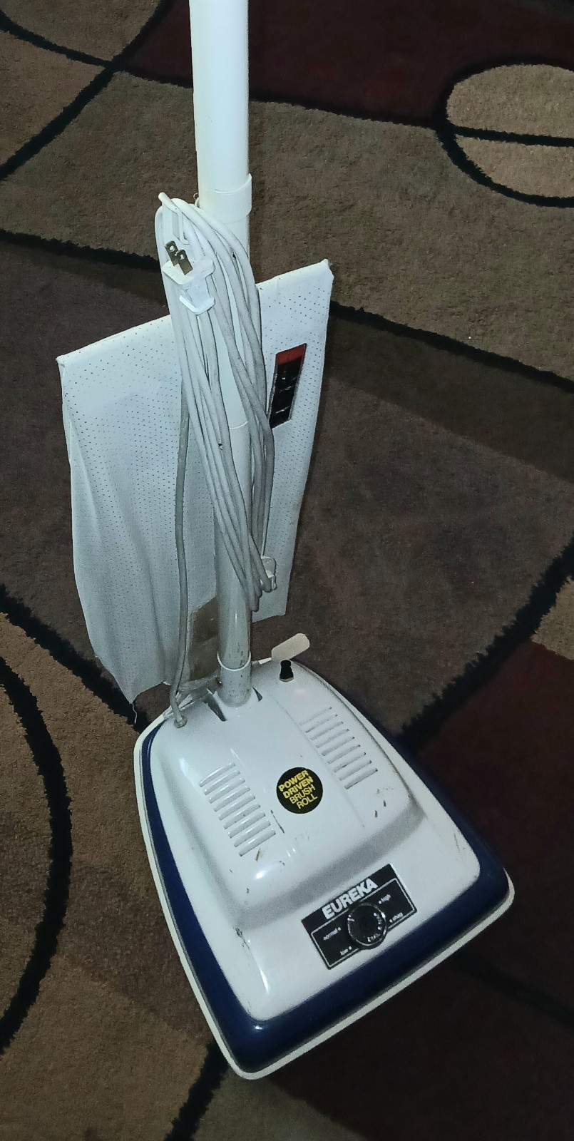 Retro Eureka 1425 Vacuum Cleaner Blue & White Vintage Upright Tested Works Retro Eureka 1425 Vacuum Cleaner Blue & White Vintage Upright Tested Works