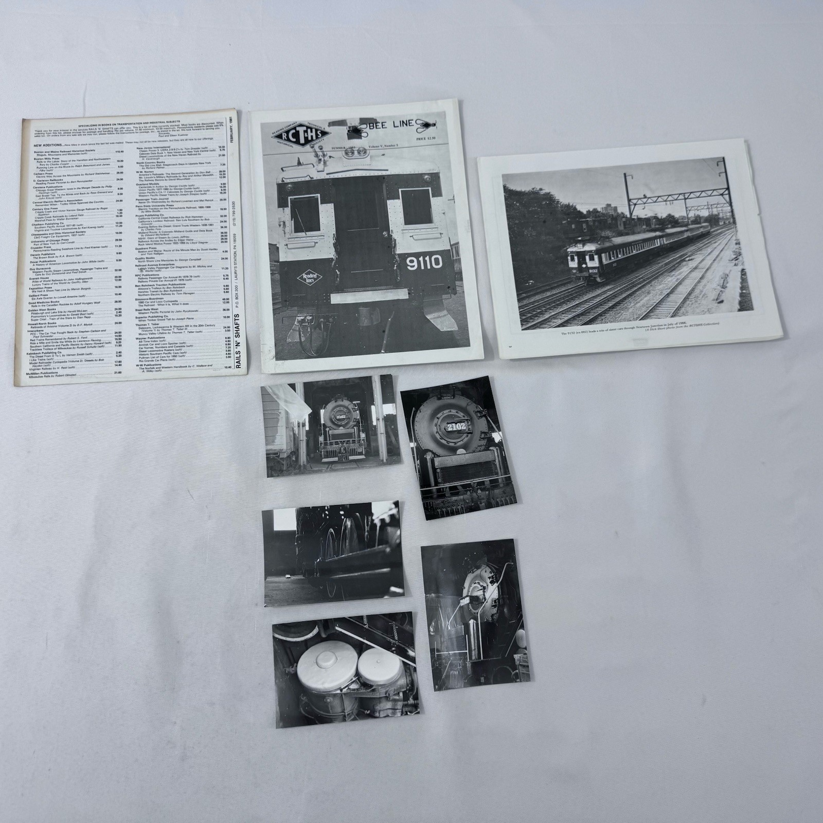 Reading Railroad 2102 Steam Locomotive 5 Photos PCT&HS Bee Line Pamphlet Lot Reading Railroad 2102 Steam Locomotive 5 Photos PCT&HS Bee Line Pamphlet Lot